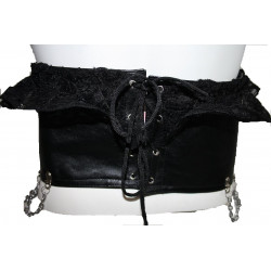 Gürtelcorsage mit Ketten Kunstleder