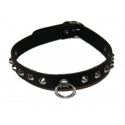 Lederhalsband mit Spitznieten 1 reihig mit Ring